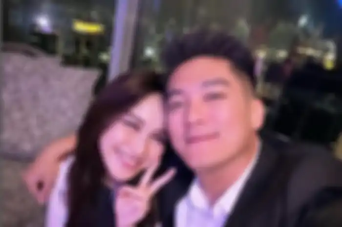 Ayu Ting Ting dan Boy William ternyata sudah 4 tahun perang dingin.