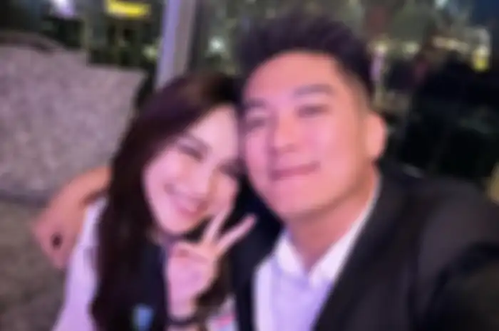 Boy William ungkap alasannya marahan dengan Ayu Ting Ting selama 4 tahun.