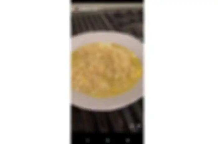Unggah makan mie pake telor , Kylie Jenner disamain kayak anak kos tanggal tua!