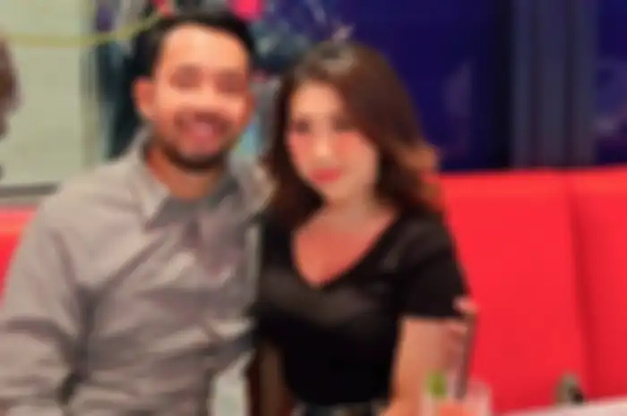 Kiky Saputri dan Khairi.
