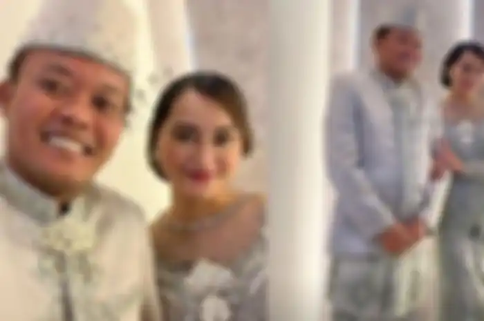 Komedian Sule dan sosok Memes Prameswari belakangan ini membuat heboh karena beredar foto pengantin.