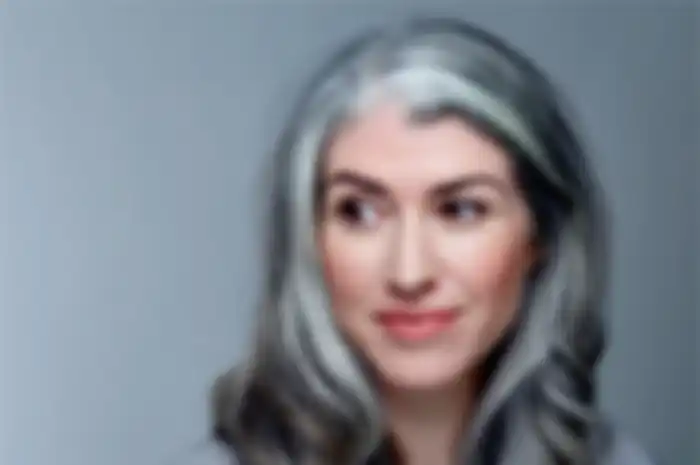 Tips Hidup Atasi Rambut Beruban di Usia Muda, Jangan Langsung Diwarnai atau Dicabut!