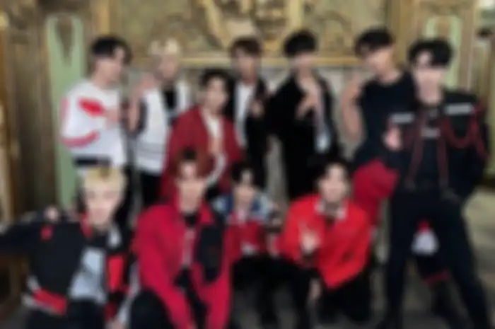 Potret grup OMEGA X 