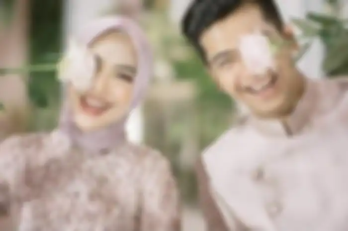Disentil netizen soal ramalan Hard Gumay yang menyebut video syur artis inisial R, respons Ria Ricis bikin netizen kicep. 