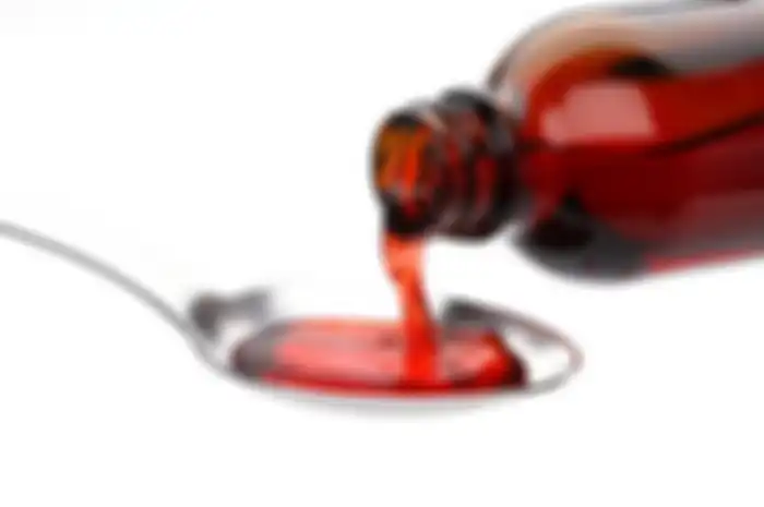 Ilustrasi obat sirup, zat berbahaya dalam obat sirup atau cair kemungkinan penyebab gagal ginjal akut pada anak, daftar obat sirup mengandung etilen glikol yang dilarang BPOM, obat sirup aman menurut BPOM, obat sirup mengandung etilen glikol yang dilarang Kemenkes. 