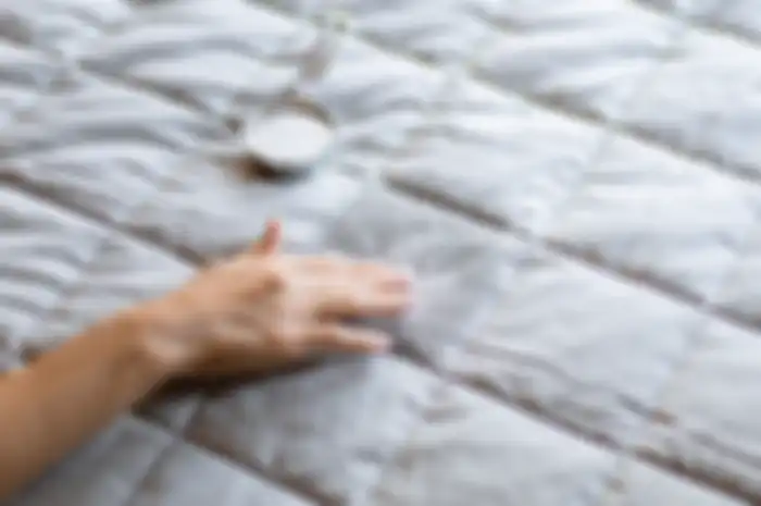 Cara mencuci selimut agar hasilnya bisa selembut selimut hotel bintang 5