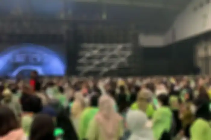Promotor Dyandra Global hentikan konser NCT 127 hari pertama karena pertimbangan keselamatan para penonton.
