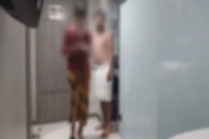 Pemeran video mesum kebaya merah ditangkap polisi.