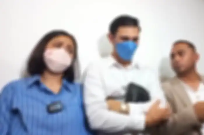 Jessica Iskandar dan Vincent Verhaag di Pengadilan Negeri Jakarta Selatan, Rabu (9/11/2022).