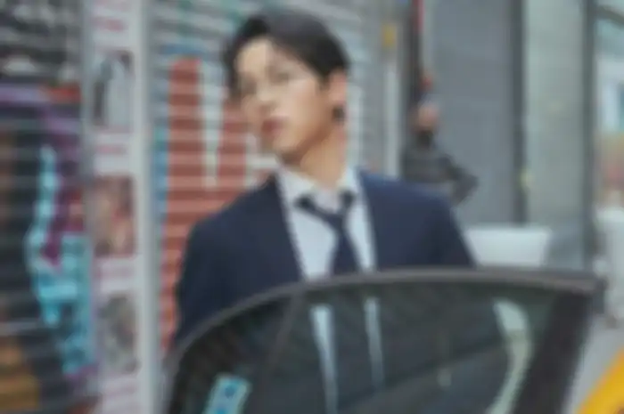 Potret Song Joong Ki dalam drama 'Reborn Rich'