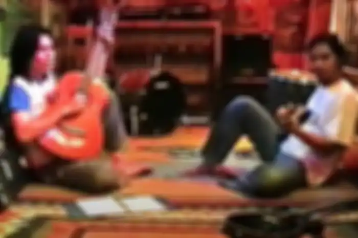 Lagu terbaik ciptaan Ahmad Dhani menurut Once Mekel