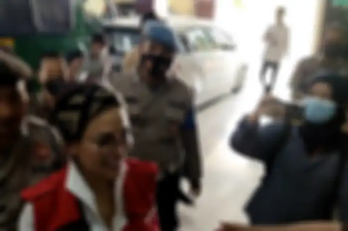 Sidang perdana terdakwa Nikita Mirzani atas kasus dugaan Pencemaran Nama Baik akan digelar di Pengadilan Negeri Serang, Banten.