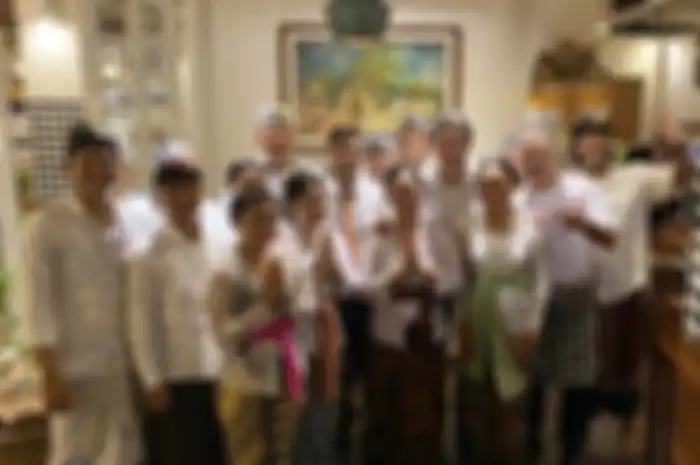 Intip yuk 9 foto estetik Art Cafe Bumbu Bali tempat wisata kuliner pilihan PM Inggris dan Kanada nongkrong bareng saat KTT G20.