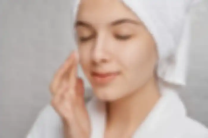 Aneka tips kecantikan, begini cara menghilangkan flek hitam. 