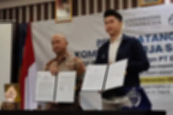 Kolaborasi antara EVOS dan FMIPA UI (Universitas Indonesia), memungkinkan adanya skema penerimaan mahasiswa baru lewat jalur prestasi esports. 