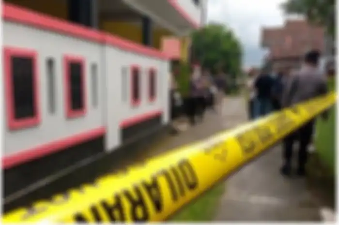 Foto TKP rumah keluarga di Magelang yang meninggal diracun anaknya sendiri.