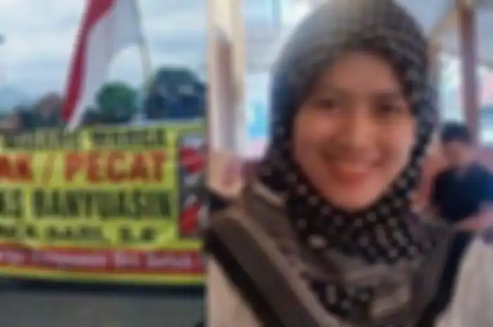 Sekdes di Purworejo didemo usai videonya party hingga menenggak minuman diduga miras viral.