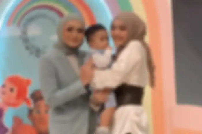 Nathalie Holscher, Adzam, dan Putri Delina