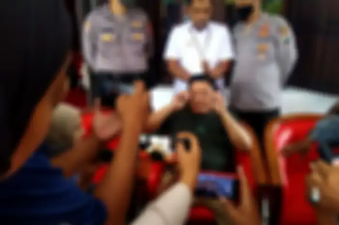 Wali Kota Blitar , Santoso menceritakan kronologi perampokan di rumah dinasnya