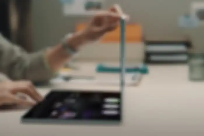 Prototipe layar lipat Samsung  17.3 Inci. 