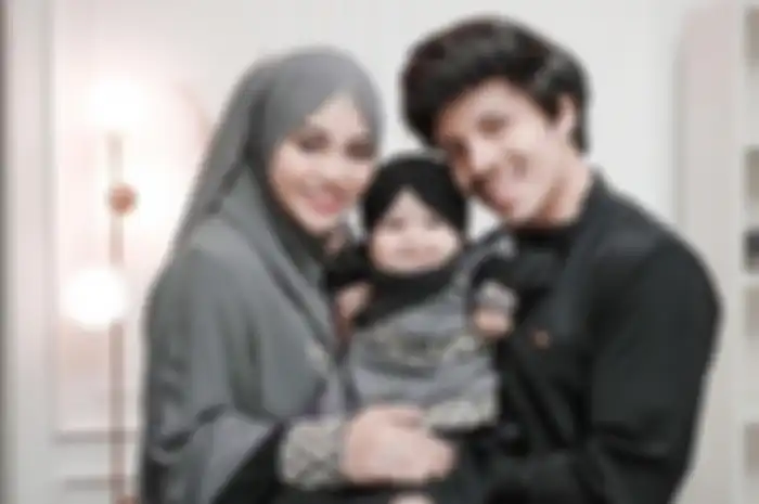 Aurel Hermansyah bersama Atta Halilintar dan Ameena
