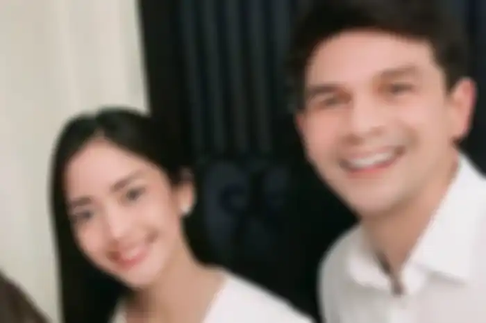 Ririn Dwi Ariyanti dan Jonathan Frizzy