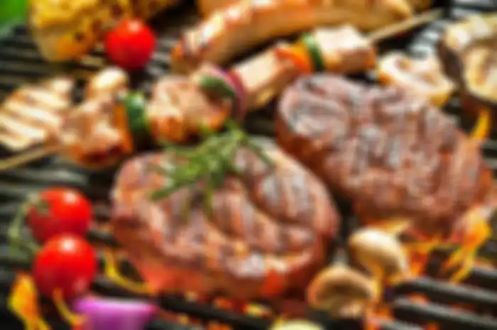 Simak yuk cara memanggang daging agar lebih sehat berikut ini