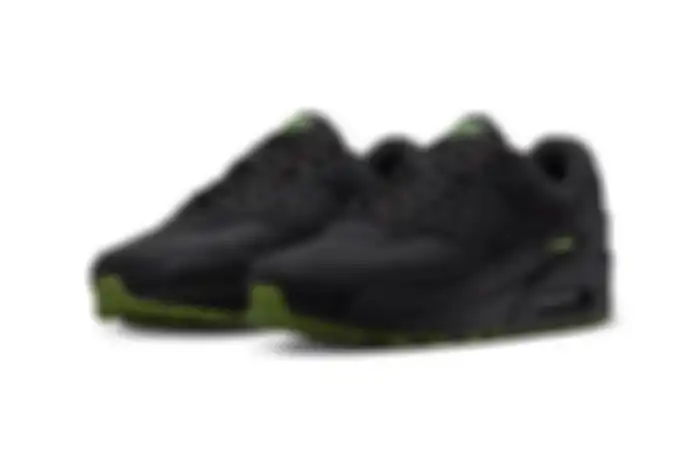 Nike Air Max 90 ‘Black Chlorophyll’