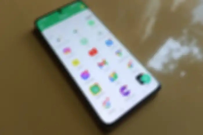Manfaatkan aplikasi GSpace untuk akses WhatsApp dan aplikasi GMS lainnya di hp Huawei.