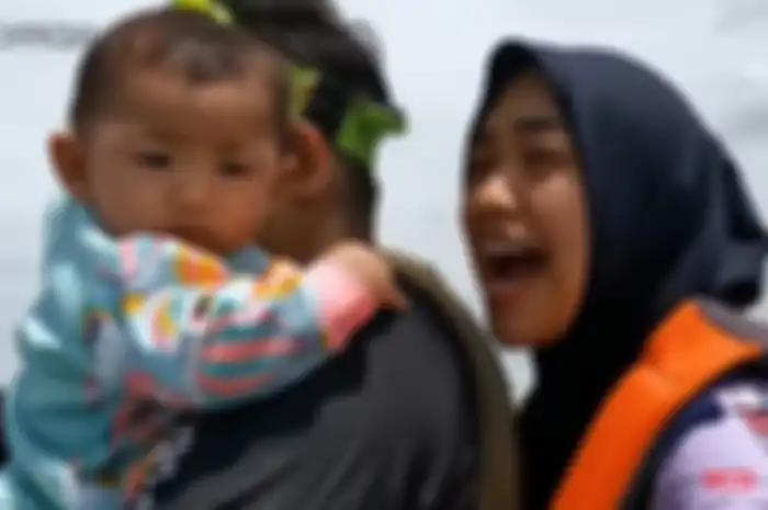 Ria Ricis dan Teuku Ryan ajak Moana yang masih 5 bulan main jetski tanpa kenakan pelampung