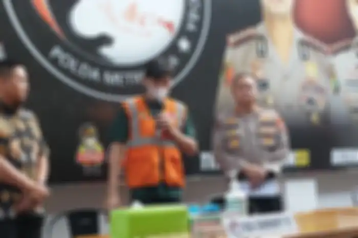  Revaldo pada rilis di Polda Metro Jaya Jakarta Selatan, Jumat (13/1/2023). 