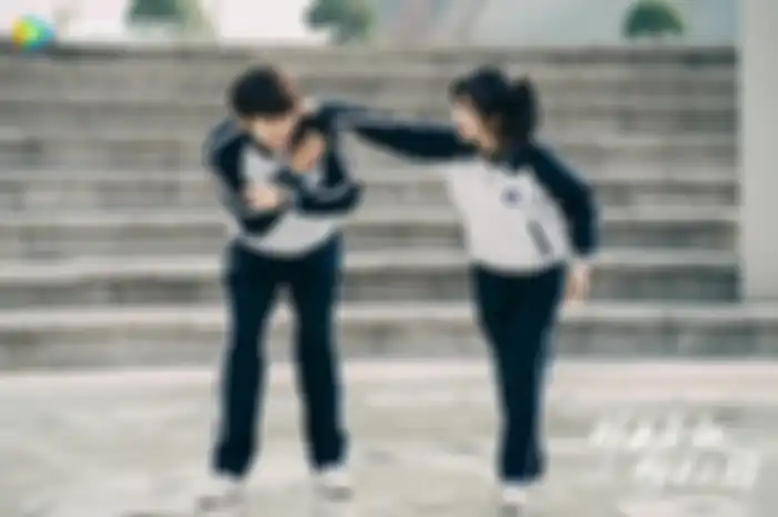Drama Cina 'Time and Him Are Just Right'