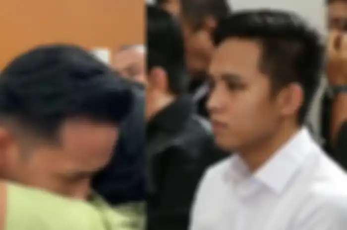 Richard Eliezer atau Bharada E dituntut 12 tahun penjara oleh JPU. Berbagai kalangan layangkan protes karena dianggap melukai keadilan.