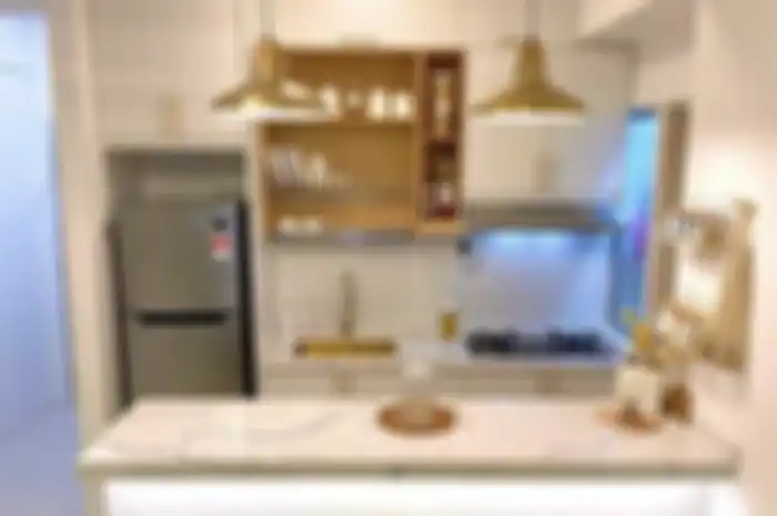 Anggaran terbatas, kita bisa mempermak desain dapur mungil pakai cara hemat. Foto hasilnya juga lebih estetik.