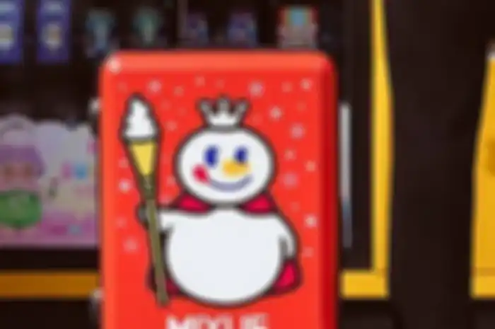 Illustrasi Logo Mixue Snow King