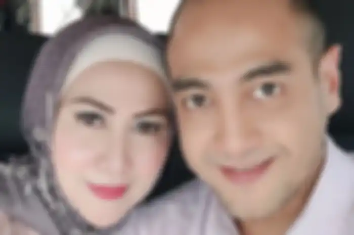Venna Melinda mengakui menjadi bucin kepada Ferry Irawan sebelum sang suami melalukan KDRT pertama kali padanya.