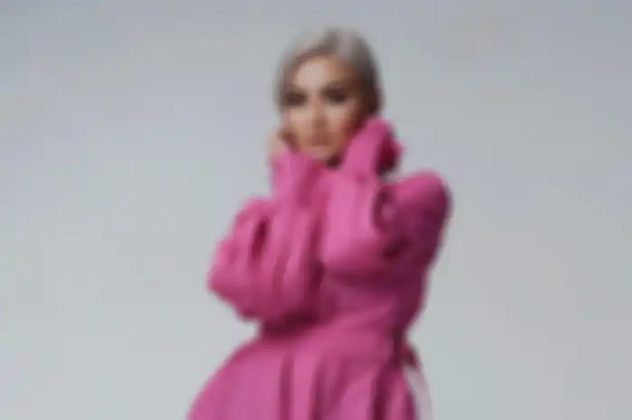 Agnez Mo Raih 2 Piala WPVR 2022 Year-End Pinnacle Awards