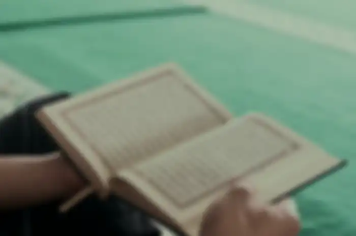 Ilustrasi membaca Al Quran