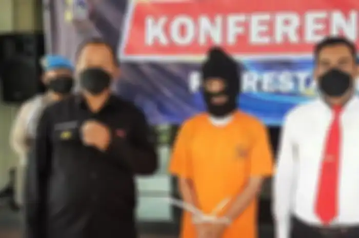 Ketua Remaja Masjid alias Remas melakukan penyimpangan seksual terhadap 20 laki-laki.
