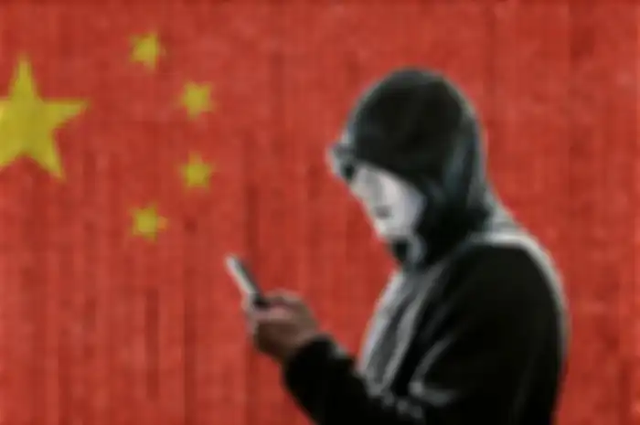 Ilustrasi hp rilisan China yang di klaim dijangkiti spyware.