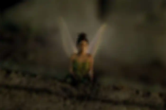 Tinker Bell di film Peter Pan & Wendy