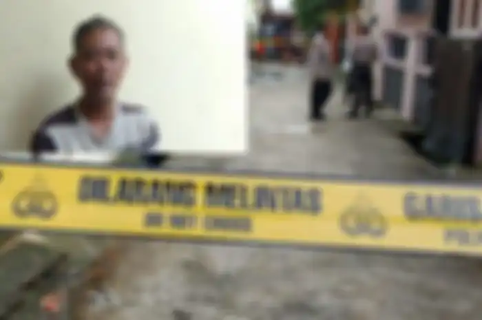 Heri, suami Yusi korban pembunuhan di Bekasi Utara yang jasadnya disemen pelaku.
