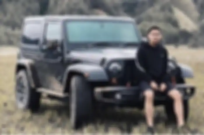 Mario Dandy pamer Jeep Rubicon yang bisa melenggang di lautan pasir Taman Nasional Gunung Bromo Tengger Semeru.