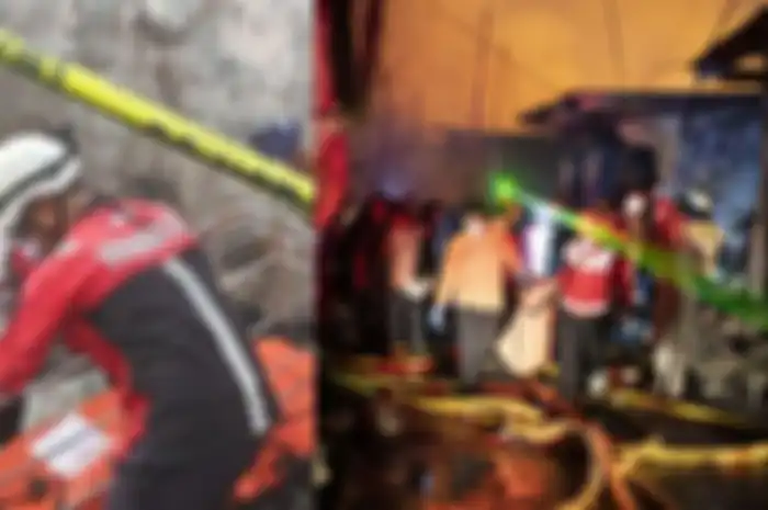 Petugas PMI temukan satu korban tewas kebakaran Depo Pertamina Plumpang tinggal tengkorak