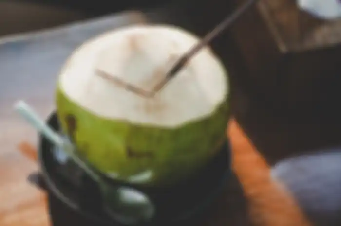 Ilustrasi air kelapa untuk buka puasa