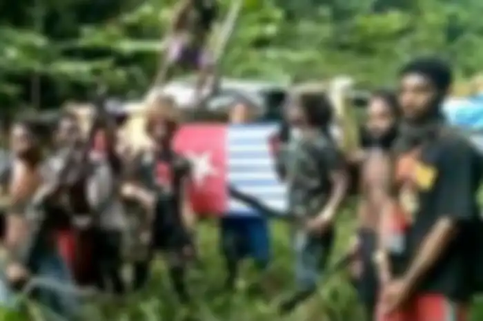 KKB Papua menembaki pesawat Trigana Air di Bandar Udara Nop Goliath Dekai, Sabtu (11/3/2023). 