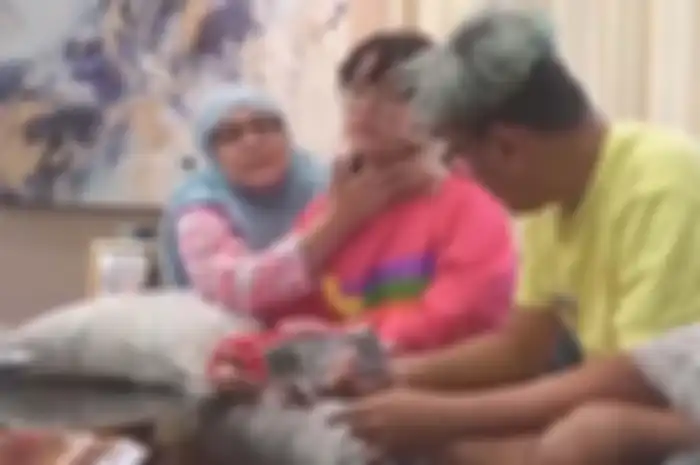 Cinta Kuya mengalami kecelakaan saat tengah menjalani perkuliahan di Amerika Serikat.