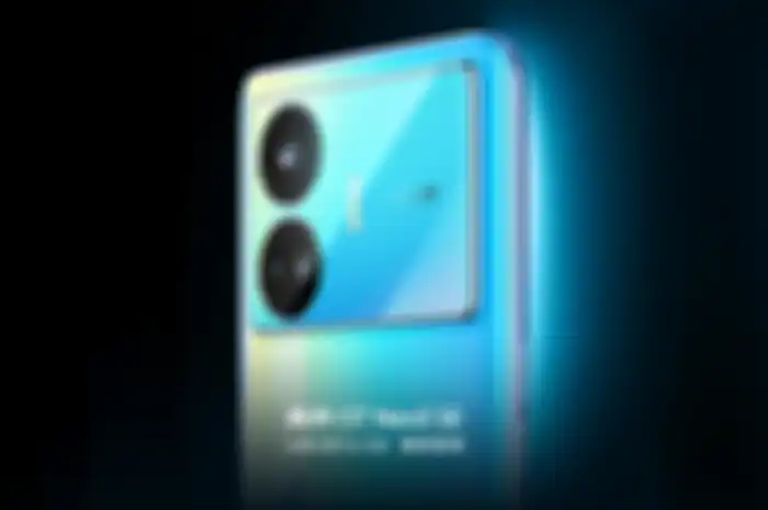 Poster peluncuran Realme GT Neo 5 SE di China.