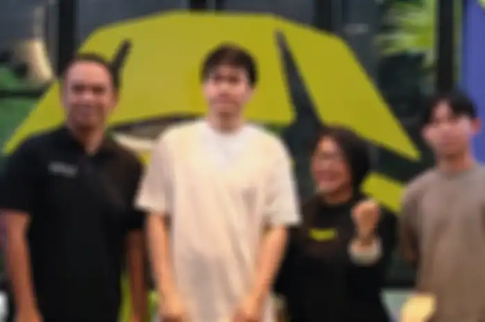 Diky Tuturu dengan dokter spesialis untuk program #MainSehatBarengCoda yang sebut kalau tidak penyakit CTS (Capal Tunnel Syndrome) di dirinya.