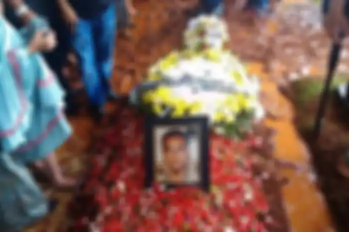 Pemakaman Yanni Libels